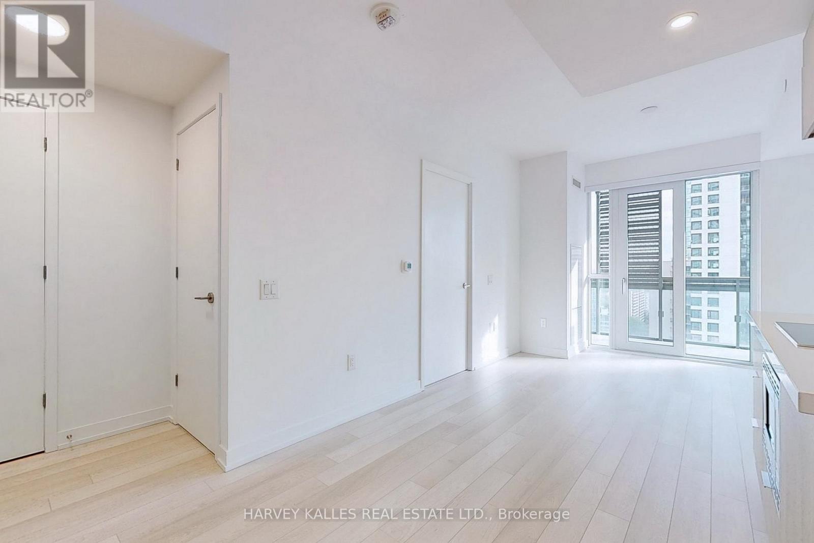 1410 - 39 Roehampton Avenue, Toronto (Mount Pleasant West), Ontario  M4P 1P9 - Photo 11 - C12635982