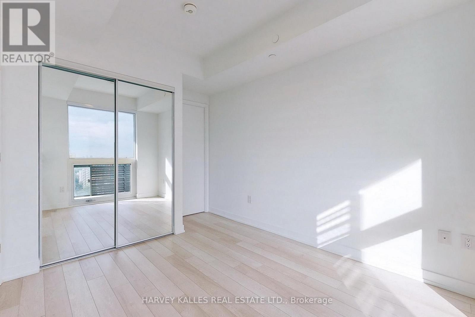 1410 - 39 Roehampton Avenue, Toronto (Mount Pleasant West), Ontario  M4P 1P9 - Photo 13 - C12635982