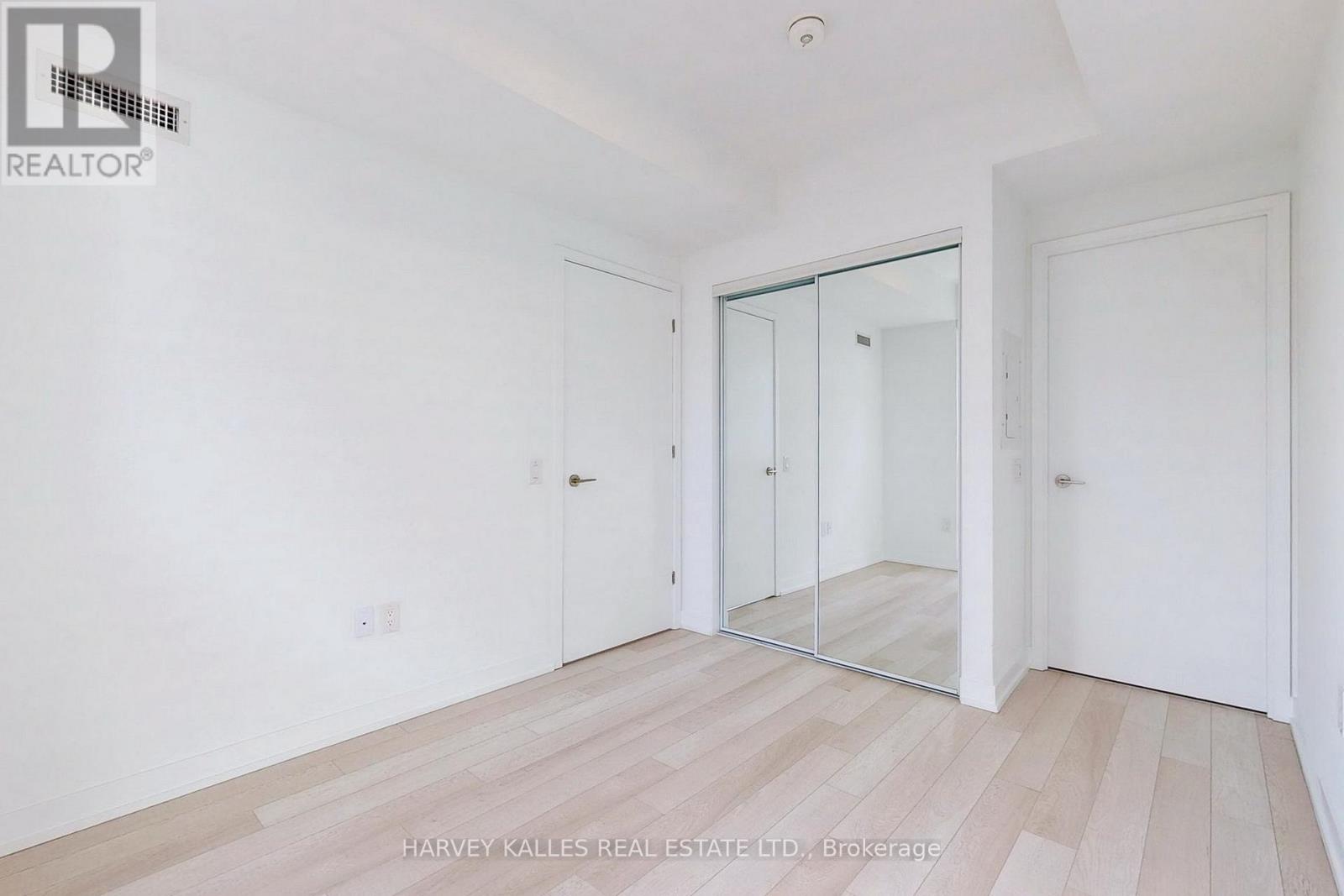 1410 - 39 Roehampton Avenue, Toronto (Mount Pleasant West), Ontario  M4P 1P9 - Photo 14 - C12635982