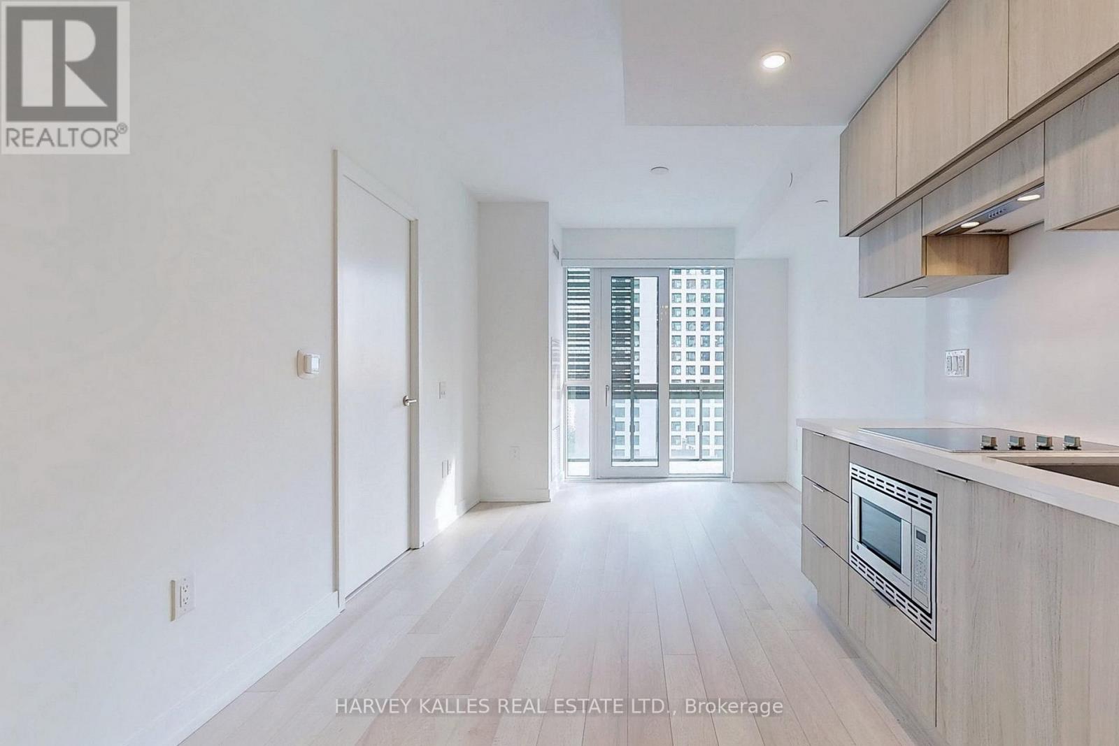 1410 - 39 Roehampton Avenue, Toronto (Mount Pleasant West), Ontario  M4P 1P9 - Photo 5 - C12635982