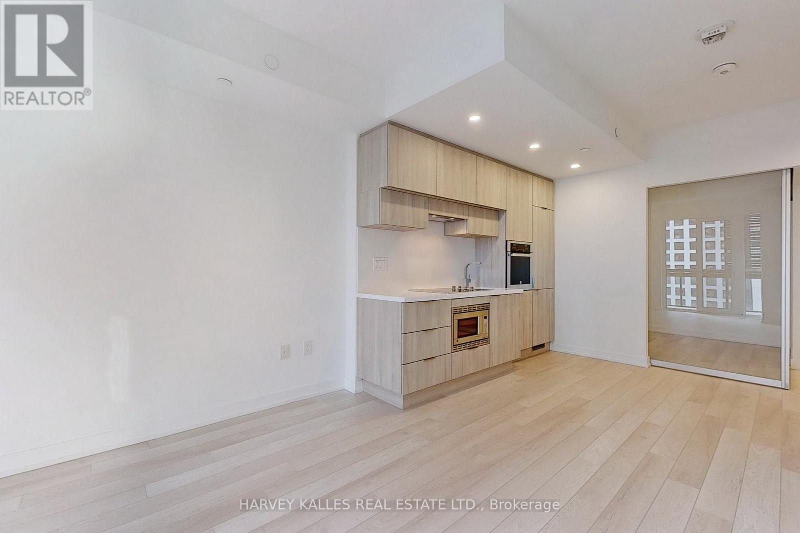 1410 - 39 Roehampton Avenue, Toronto (Mount Pleasant West), Ontario  M4P 1P9 - Photo 7 - C12635982