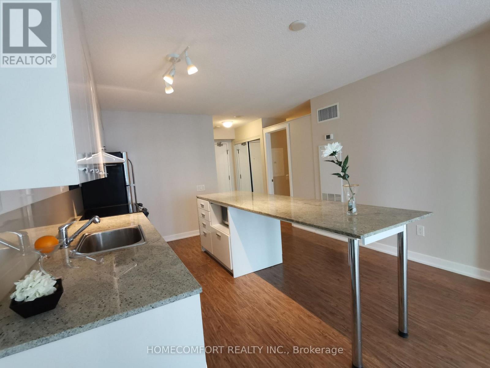 915 - 15 Singer Court, Toronto (Bayview Village), Ontario  M2K 0B1 - Photo 12 - C12635986