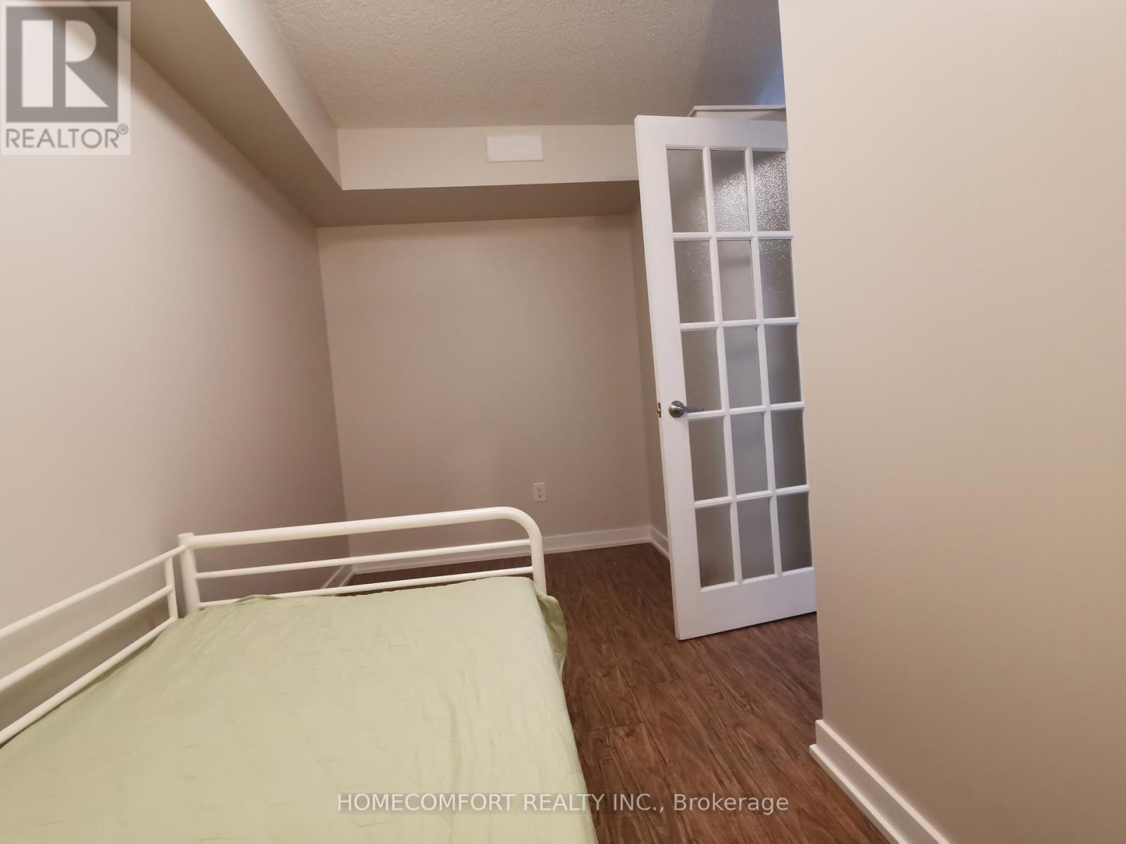 915 - 15 Singer Court, Toronto (Bayview Village), Ontario  M2K 0B1 - Photo 5 - C12635986