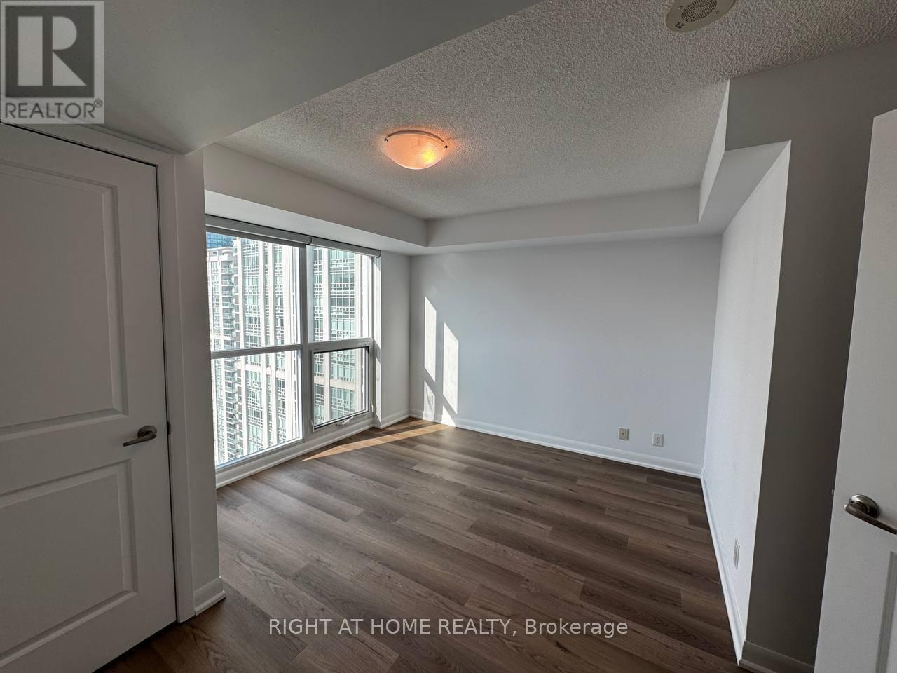 2215 - 17 Anndale Drive, Toronto (Willowdale East), Ontario  M2N 2W7 - Photo 10 - C12635988