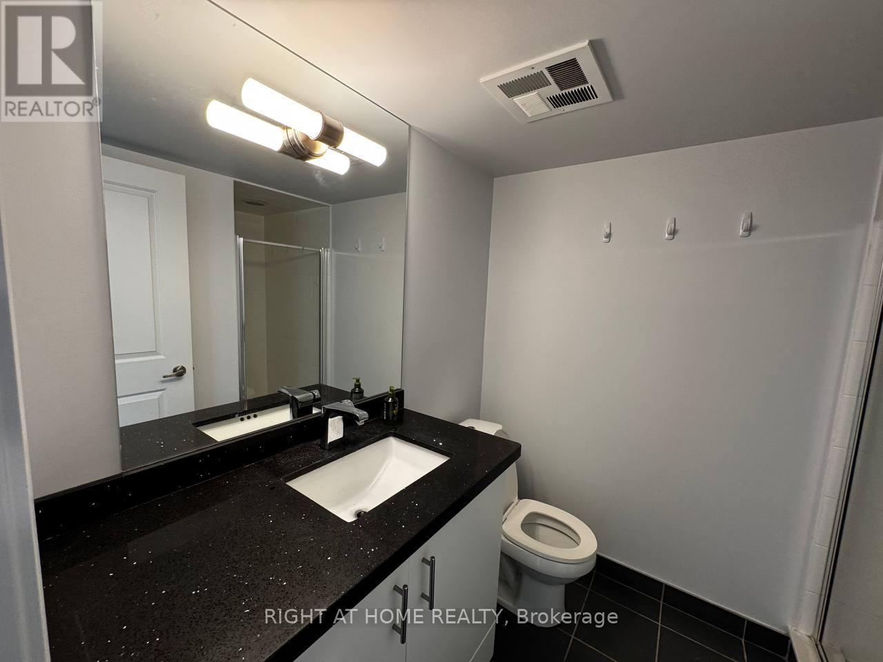 2215 - 17 Anndale Drive, Toronto (Willowdale East), Ontario  M2N 2W7 - Photo 12 - C12635988