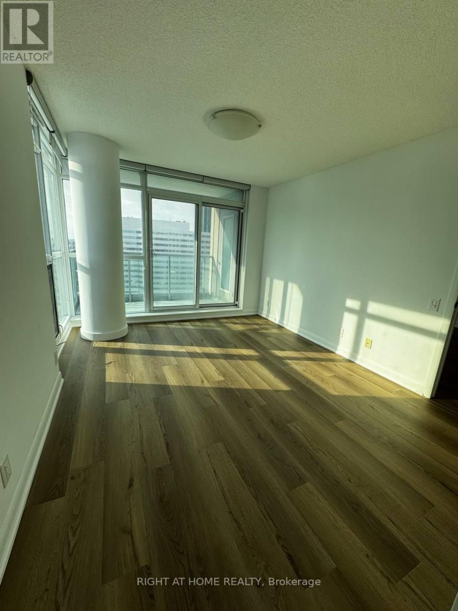 2215 - 17 Anndale Drive, Toronto (Willowdale East), Ontario  M2N 2W7 - Photo 7 - C12635988