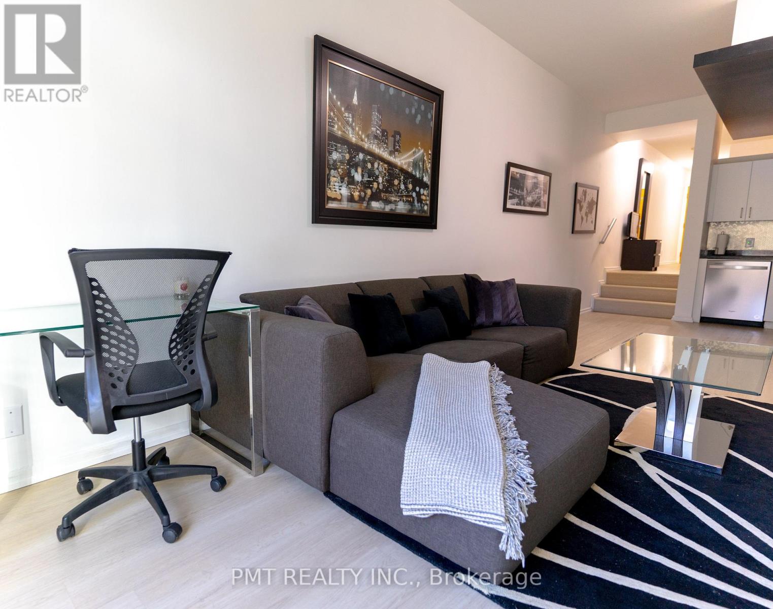 406 - 388 Richmond Street W, Toronto (Waterfront Communities), Ontario  M5V 3P1 - Photo 4 - C12635996