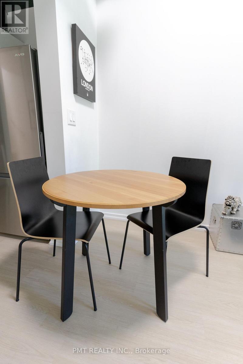 406 - 388 Richmond Street W, Toronto (Waterfront Communities), Ontario  M5V 3P1 - Photo 9 - C12635996