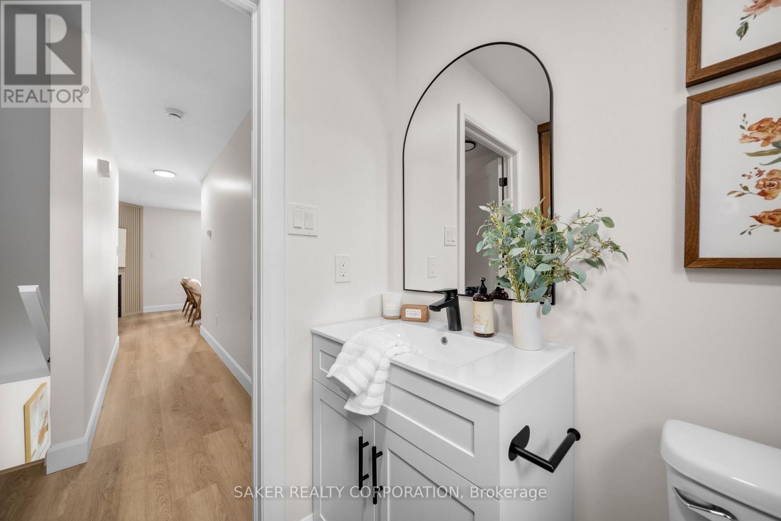 Photo 18 of 34 for 39 - 1990 Wavell Street