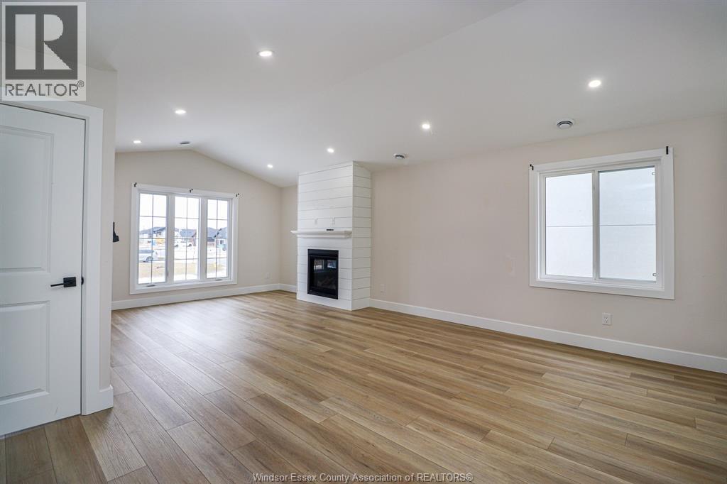 97 Kingsbridge, Amherstburg, Ontario N9V 4B6 - Photo 11 - 25031711