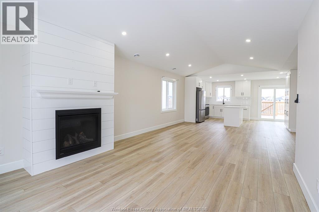 97 Kingsbridge, Amherstburg, Ontario N9V 4B6 - Photo 8 - 25031711