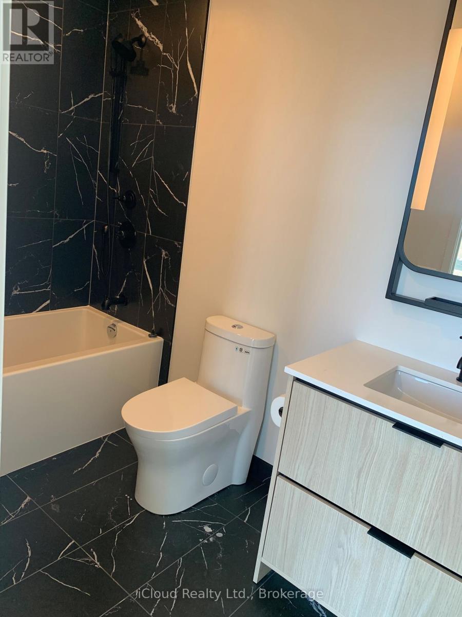 1603 - 1050 Eastern Avenue, Toronto (Greenwood-Coxwell), Ontario  M4L 0B7 - Photo 7 - E12635974