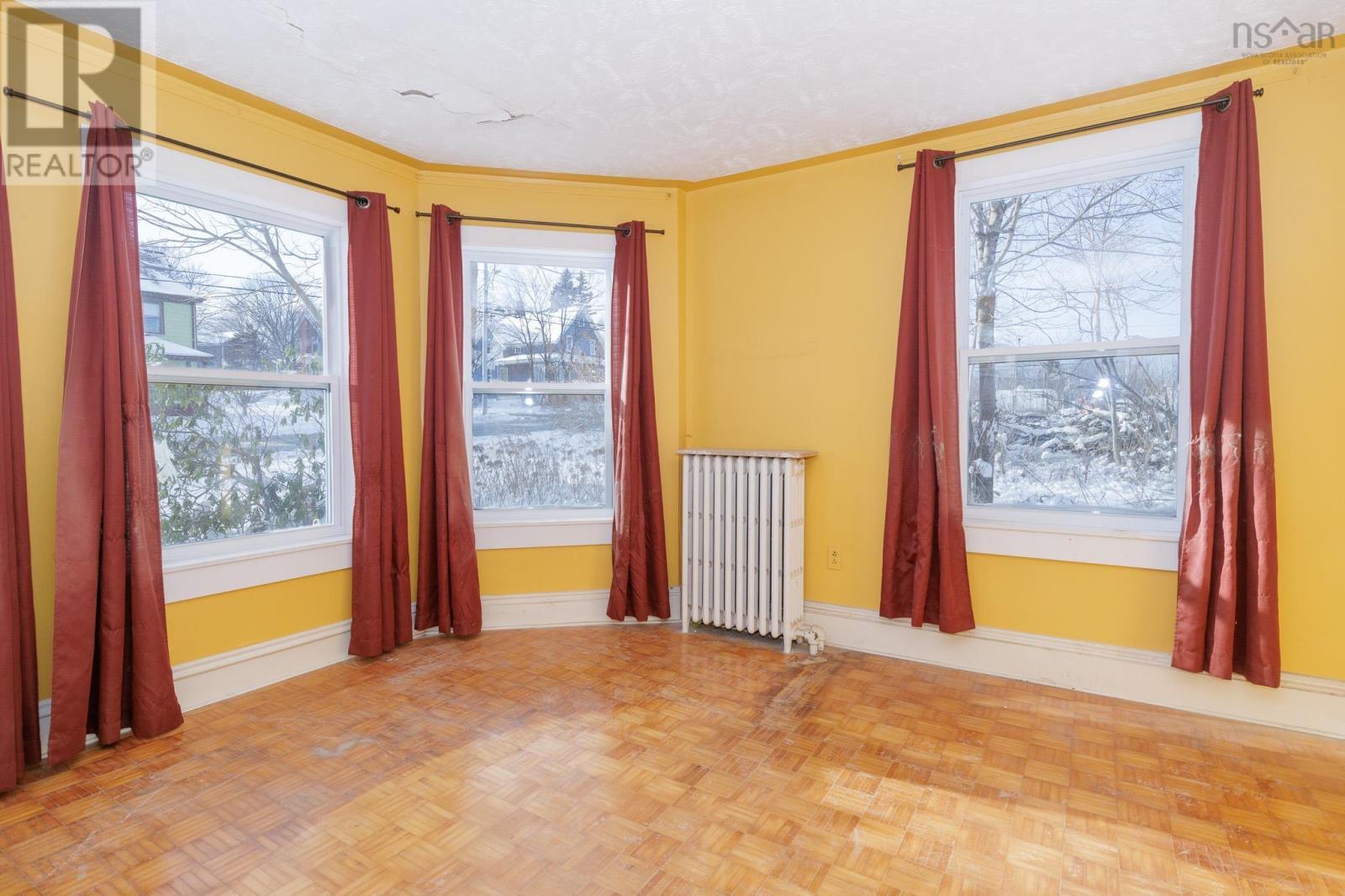 564 Main Street, Sydney Mines, Nova Scotia B1V 2K8 - Photo 14 - 202529318