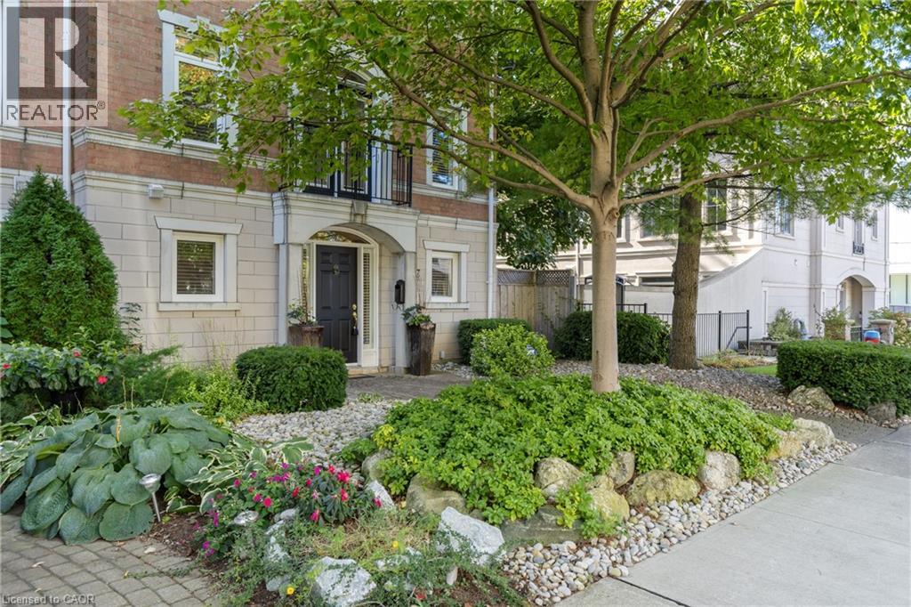 126 Brant Street, Oakville, Ontario  L6K 3X6 - Photo 4 - 40769979