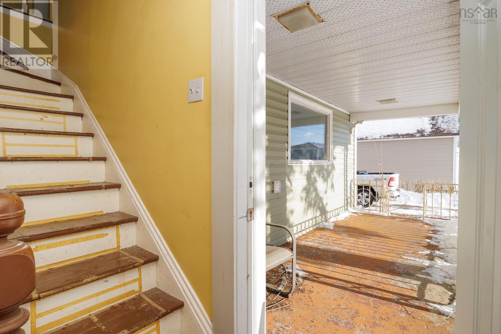 564 Main Street, Sydney Mines, Nova Scotia B1V 2K8 - Photo 12 - 202529318