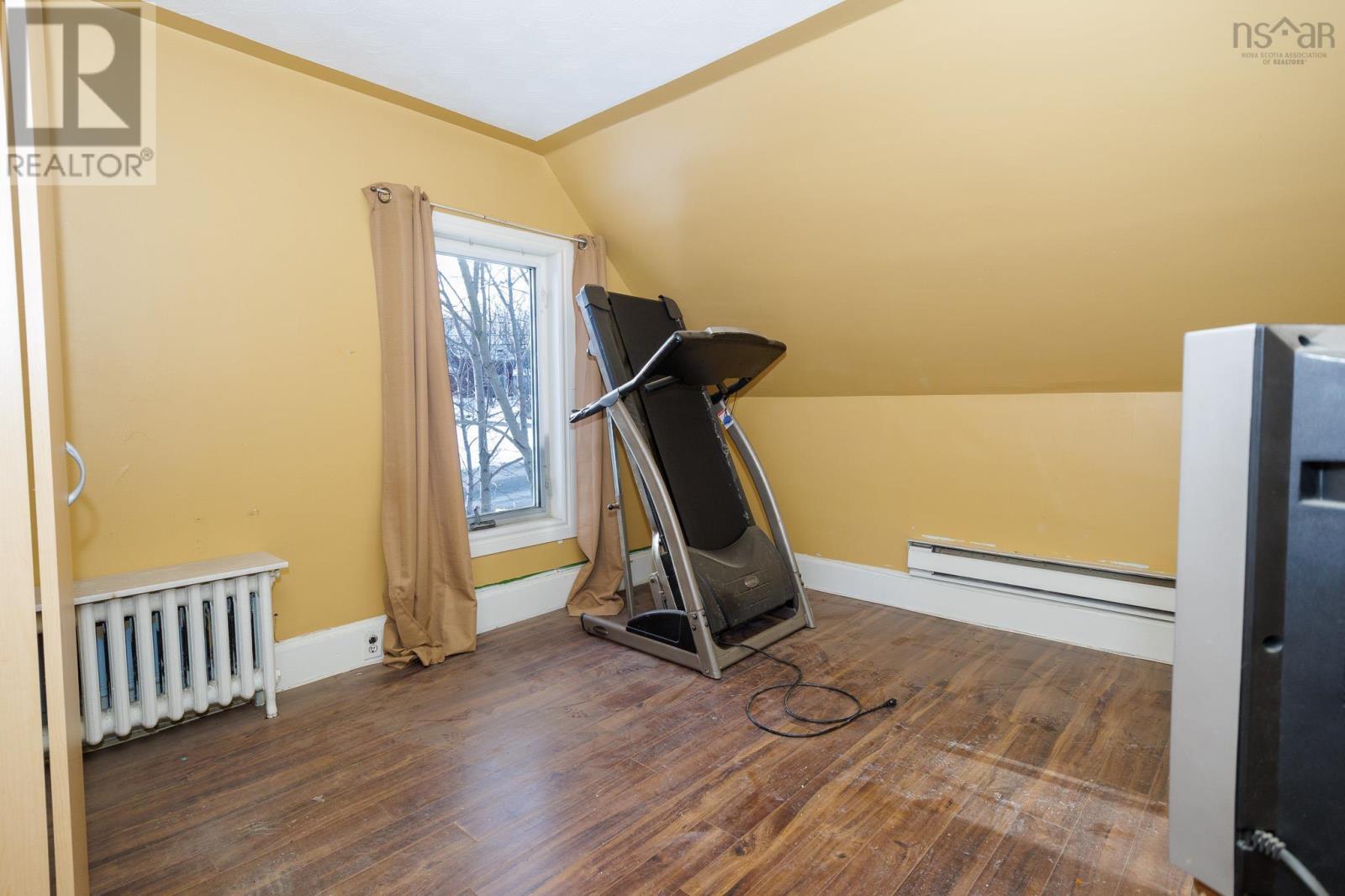 564 Main Street, Sydney Mines, Nova Scotia B1V 2K8 - Photo 27 - 202529318