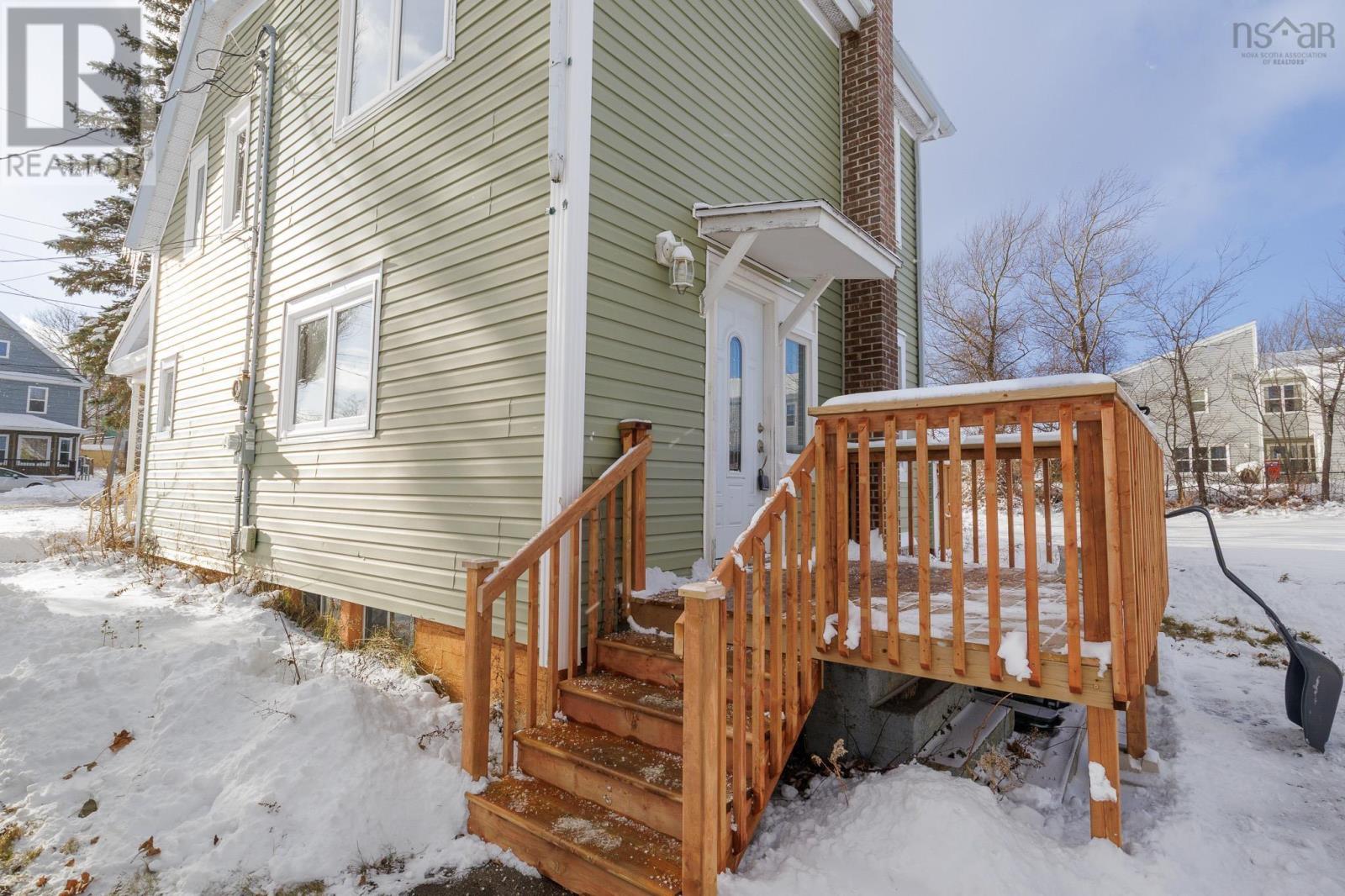 564 Main Street, Sydney Mines, Nova Scotia B1V 2K8 - Photo 9 - 202529318