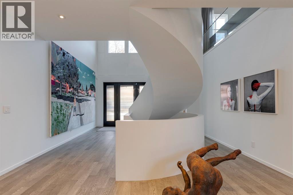 329 11 Street Nw, Calgary, Alberta T2N 1X2 - Photo 4 - A2273103