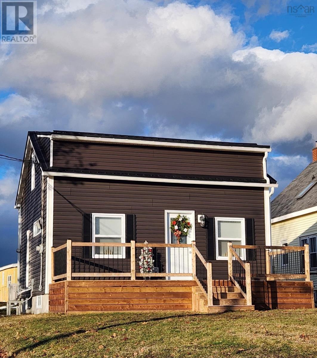 2005 EAST PRINCE Street, Salmon River, Nova Scotia