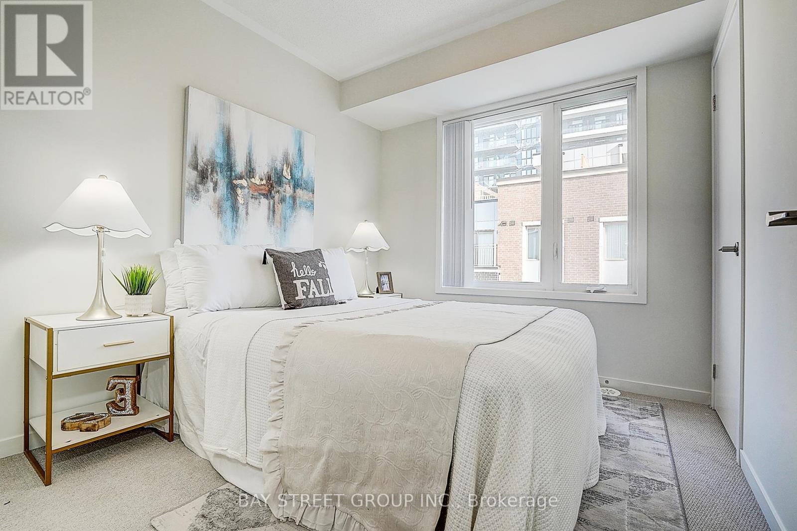 Th 62 - 31 Honeycrisp Crescent, Vaughan (Vaughan Corporate Centre), Ontario  L4K 0N6 - Photo 12 - N12635950