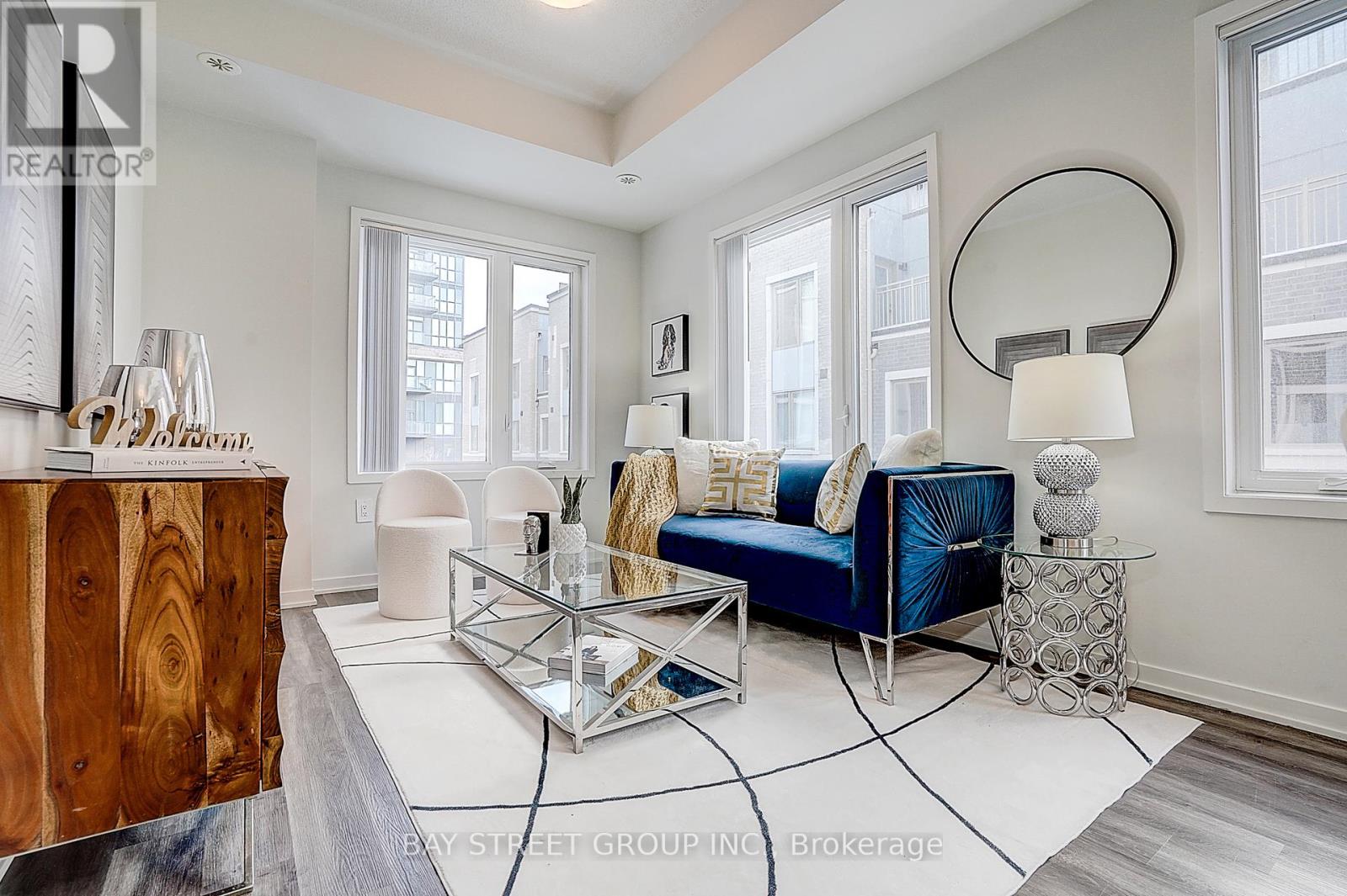 Th 62 - 31 Honeycrisp Crescent, Vaughan (Vaughan Corporate Centre), Ontario  L4K 0N6 - Photo 8 - N12635950