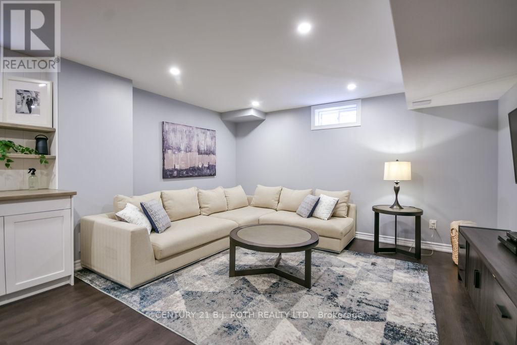 304 Downy Emerald Drive, Bradford West Gwillimbury (Bradford), Ontario  L3Z 0K3 - Photo 35 - N12636026