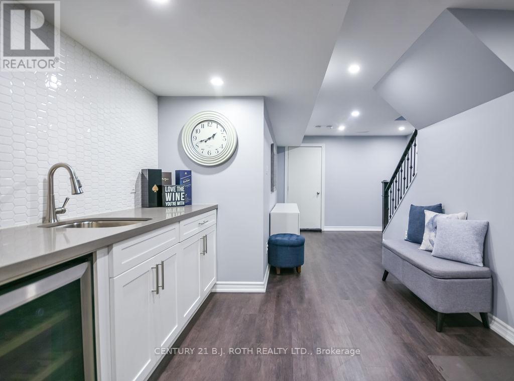 304 Downy Emerald Drive, Bradford West Gwillimbury (Bradford), Ontario  L3Z 0K3 - Photo 37 - N12636026