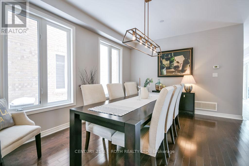 304 Downy Emerald Drive, Bradford West Gwillimbury (Bradford), Ontario  L3Z 0K3 - Photo 7 - N12636026