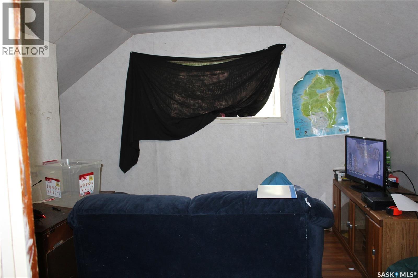 508 1st Avenue E, Lampman, Saskatchewan  S0C 1N0 - Photo 12 - SK025601