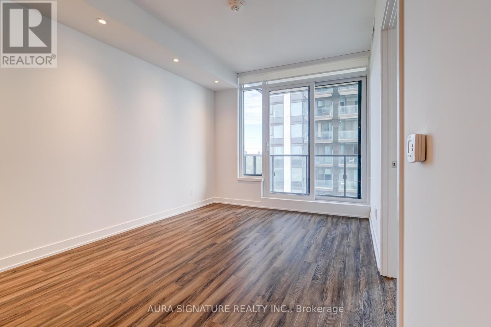 2205 - 1928 Lake Shore Boulevard W, Toronto (South Parkdale), Ontario  M6S 0B1 - Photo 11 - W12635978