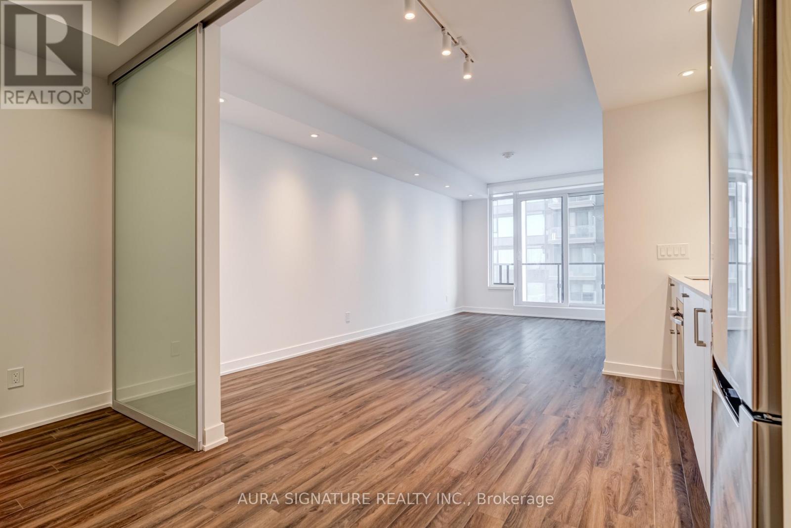 2205 - 1928 Lake Shore Boulevard W, Toronto (South Parkdale), Ontario  M6S 0B1 - Photo 5 - W12635978