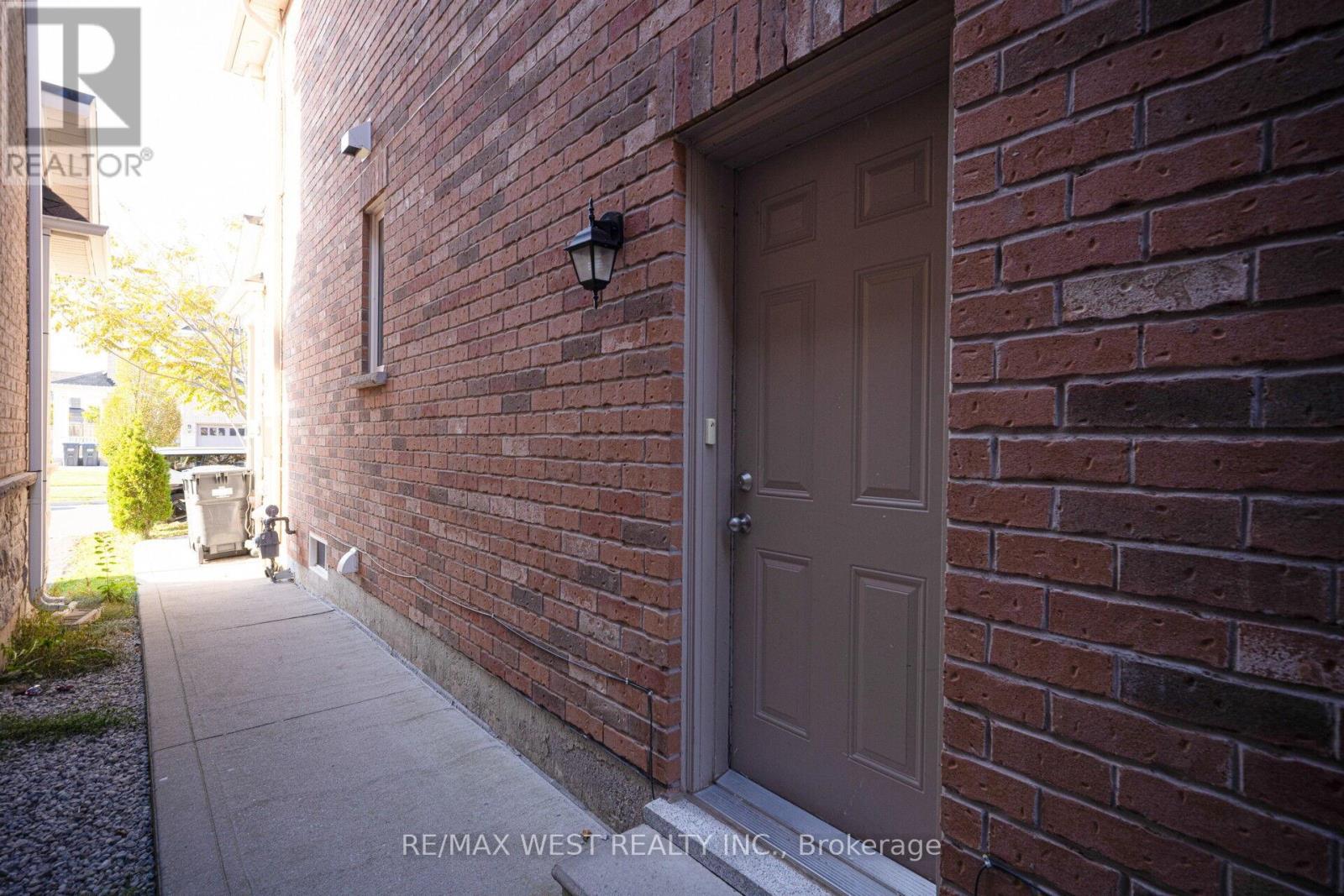 43 Swanton Road, Brampton, Ontario  L6X 5H5 - Photo 44 - W12635980