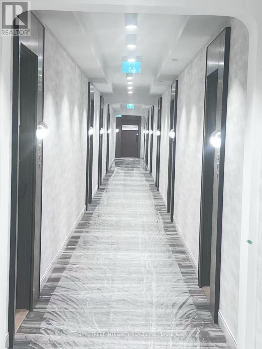 309 - 3240 William Coltson Avenue, Oakville, Ontario  L6H 8C8 - Photo 3 - W12636022