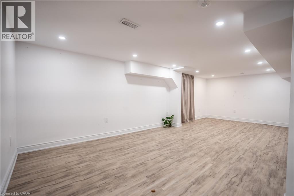 23 Thorley Drive Unit# Lower, Hamilton, Ontario  L8T 2Y9 - Photo 2 - 40793914