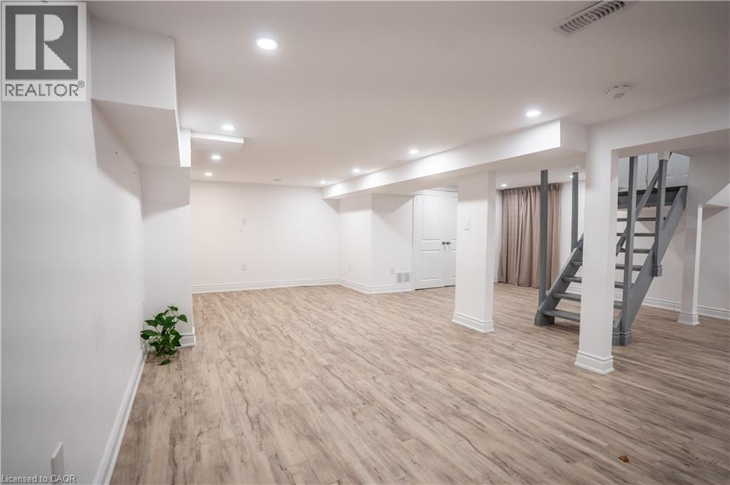 23 Thorley Drive Unit# Lower, Hamilton, Ontario  L8T 2Y9 - Photo 3 - 40793914