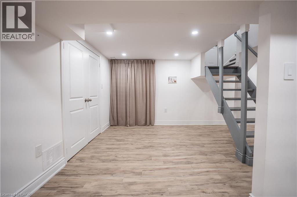 23 Thorley Drive Unit# Lower, Hamilton, Ontario  L8T 2Y9 - Photo 4 - 40793914