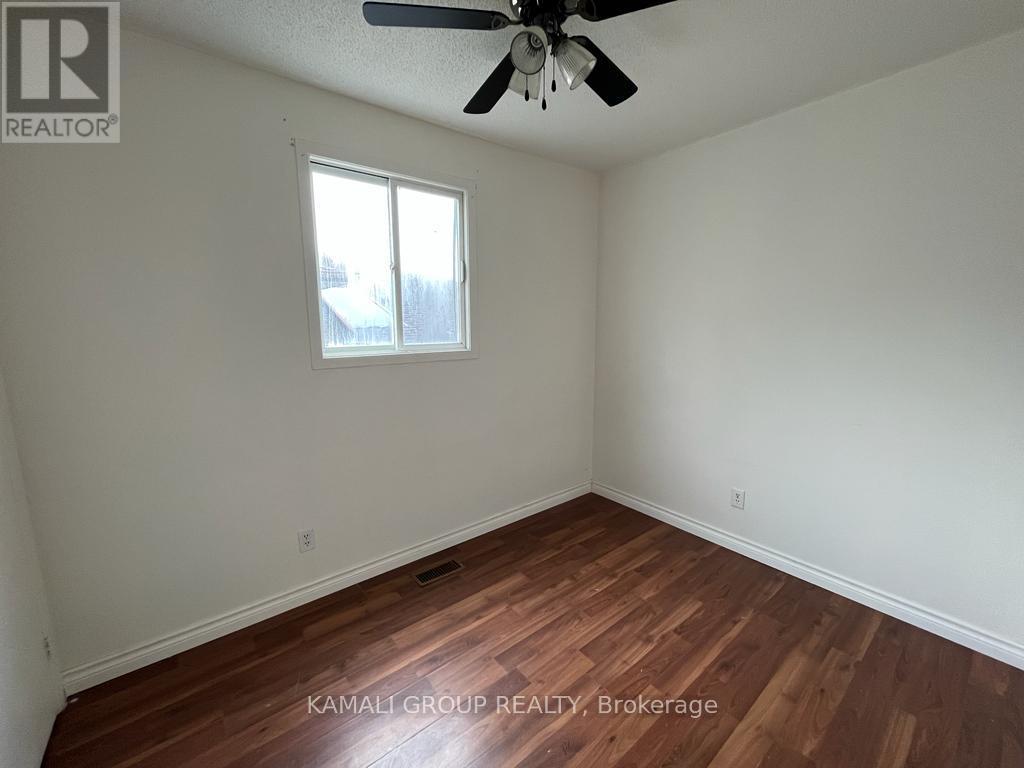 Main - 38 Mayfair Drive, Welland, Ontario  L3C 7A2 - Photo 12 - X12636002