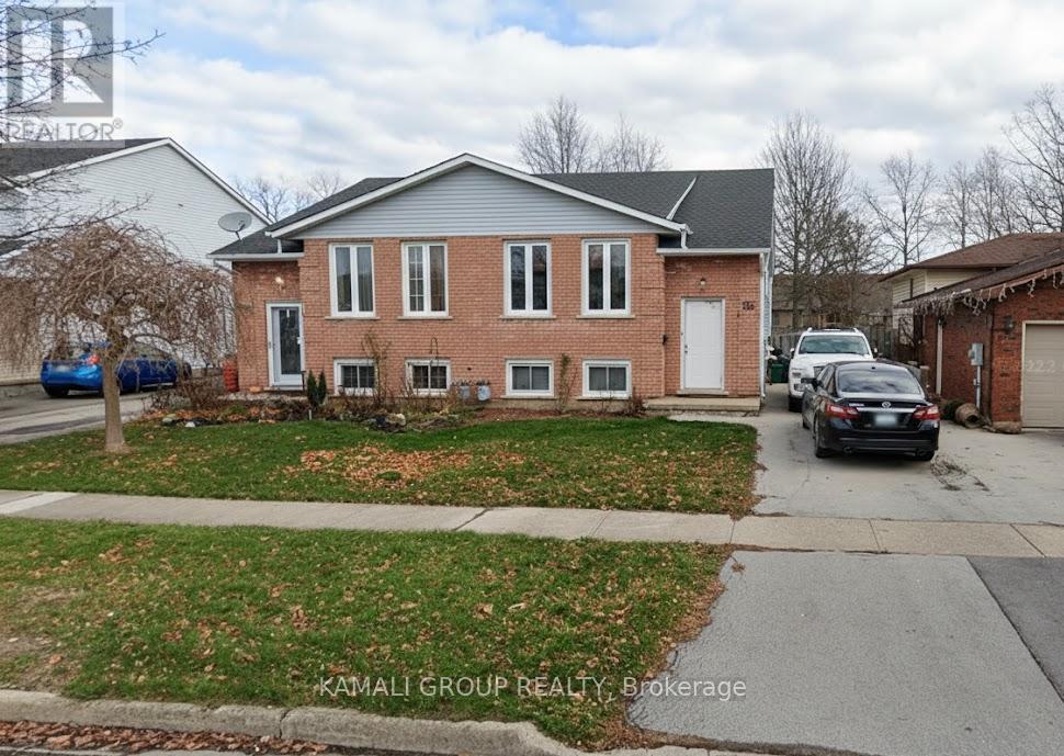 Main - 38 Mayfair Drive, Welland, Ontario  L3C 7A2 - Photo 2 - X12636002