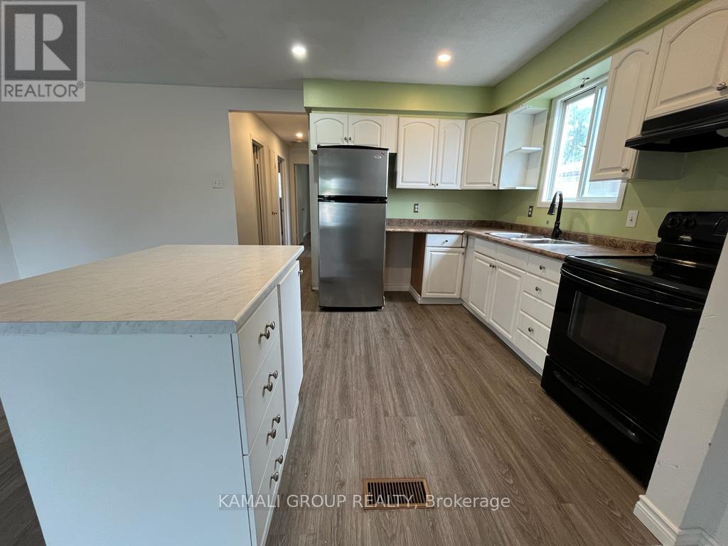 Main - 38 Mayfair Drive, Welland, Ontario  L3C 7A2 - Photo 6 - X12636002