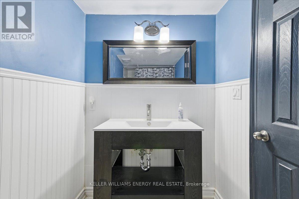 66 Oceanpearl Crescent, Whitby (Blue Grass Meadows), Ontario  L1N 0C3 - Photo 27 - E12636192