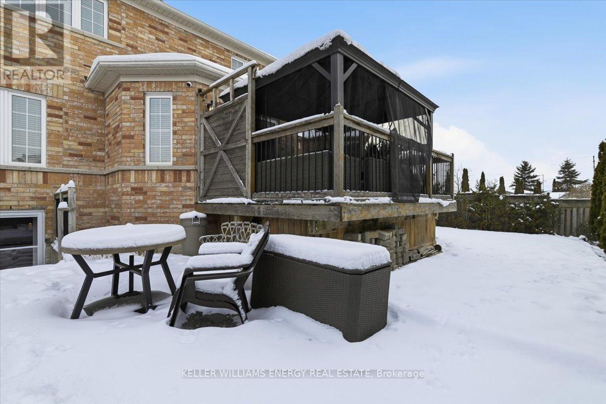 66 Oceanpearl Crescent, Whitby (Blue Grass Meadows), Ontario  L1N 0C3 - Photo 37 - E12636192