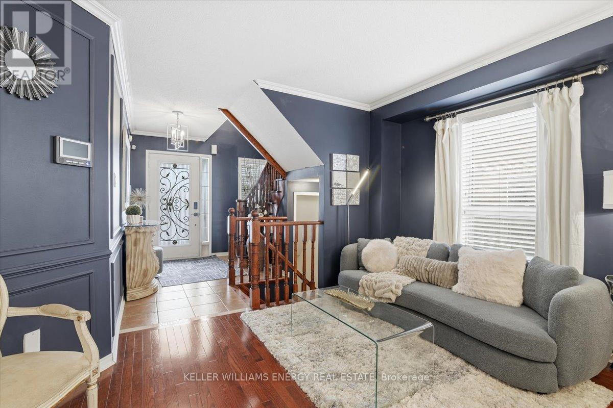 66 Oceanpearl Crescent, Whitby (Blue Grass Meadows), Ontario  L1N 0C3 - Photo 4 - E12636192