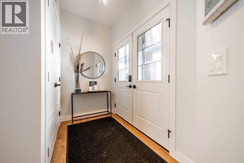 503 Lawthorn Way Se, Airdrie, Alberta T4A 3N9 - Photo 2 - A2207151