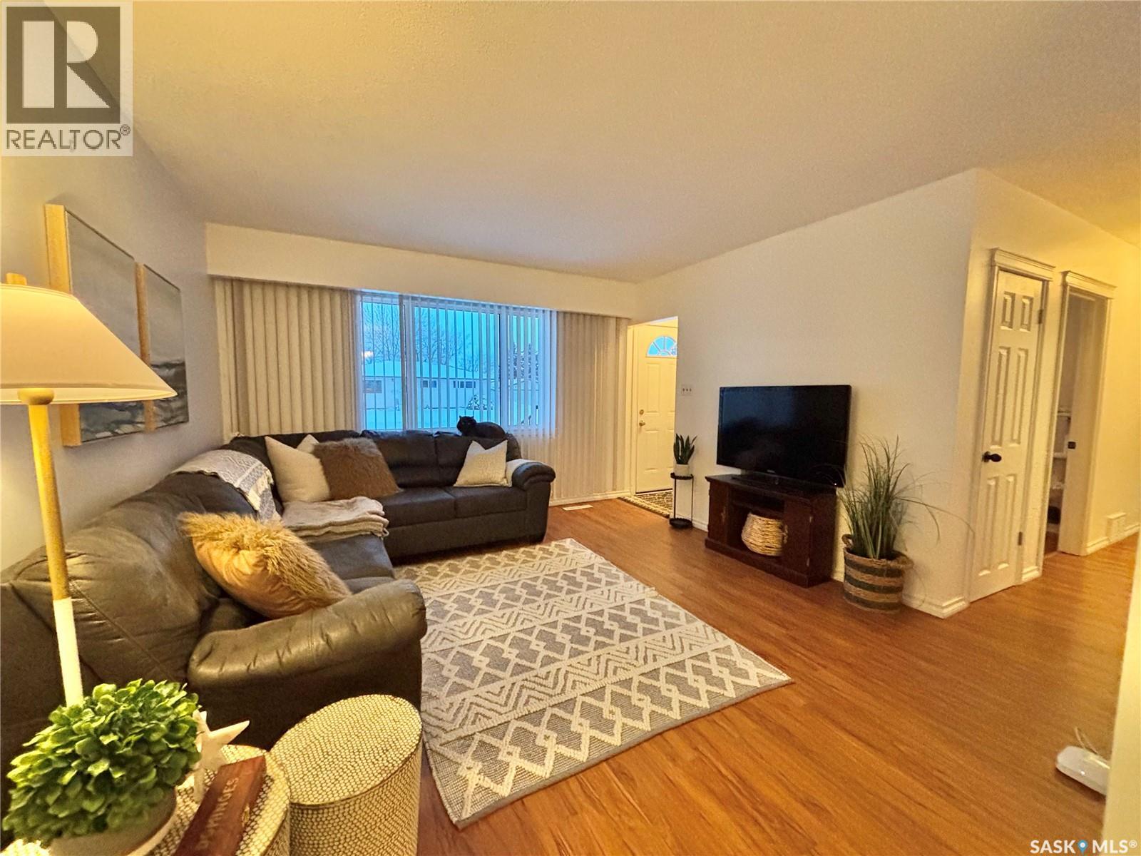 53 Bailey Drive, Yorkton, Saskatchewan  S3N 2J2 - Photo 4 - SK025665