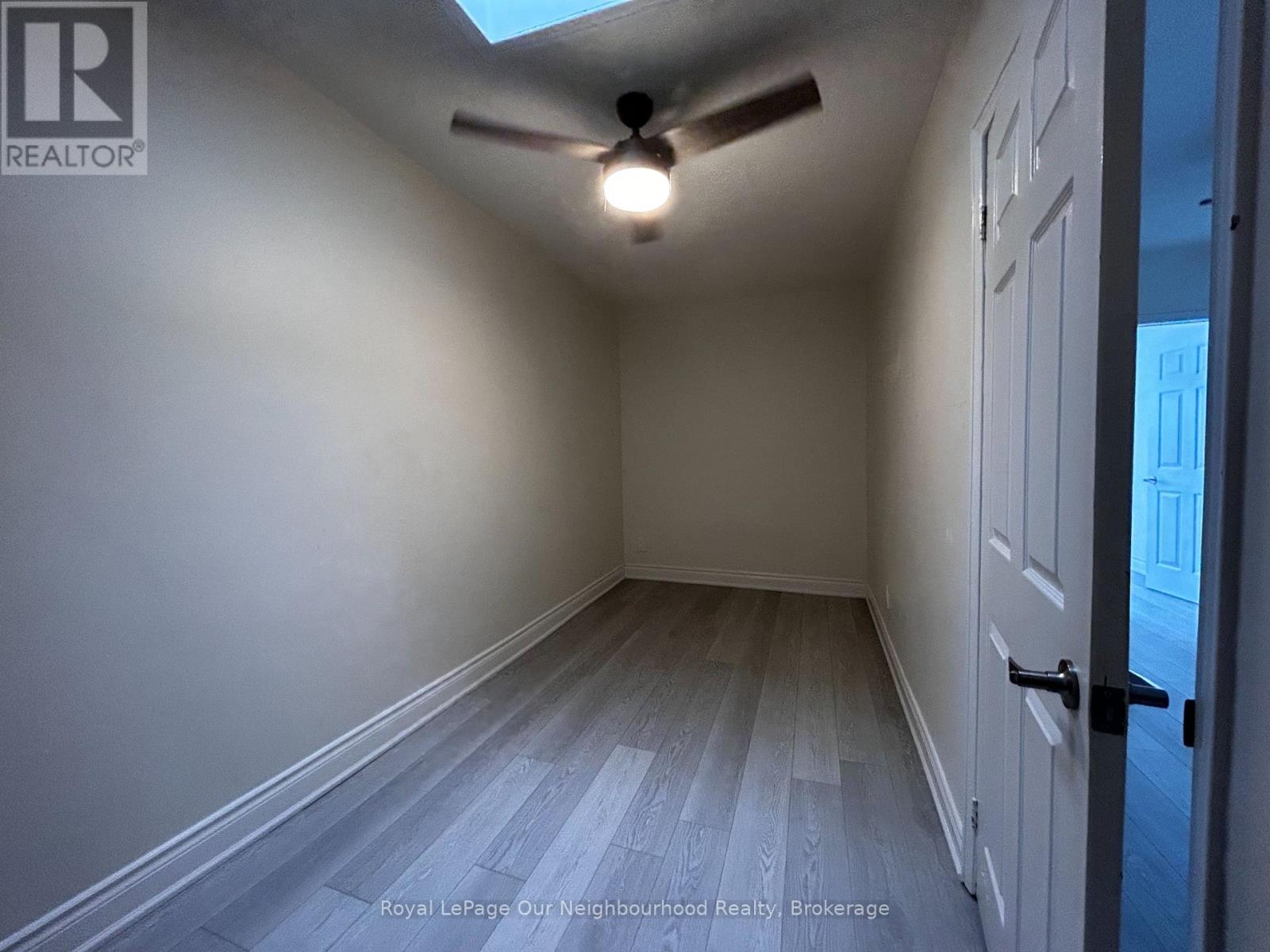 6 - 317 Duke Street W, Kitchener, Ontario  N2H 3X9 - Photo 5 - X12636172