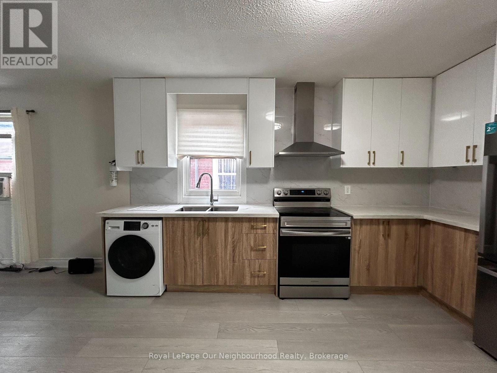 6 - 317 Duke Street W, Kitchener, Ontario  N2H 3X9 - Photo 8 - X12636172