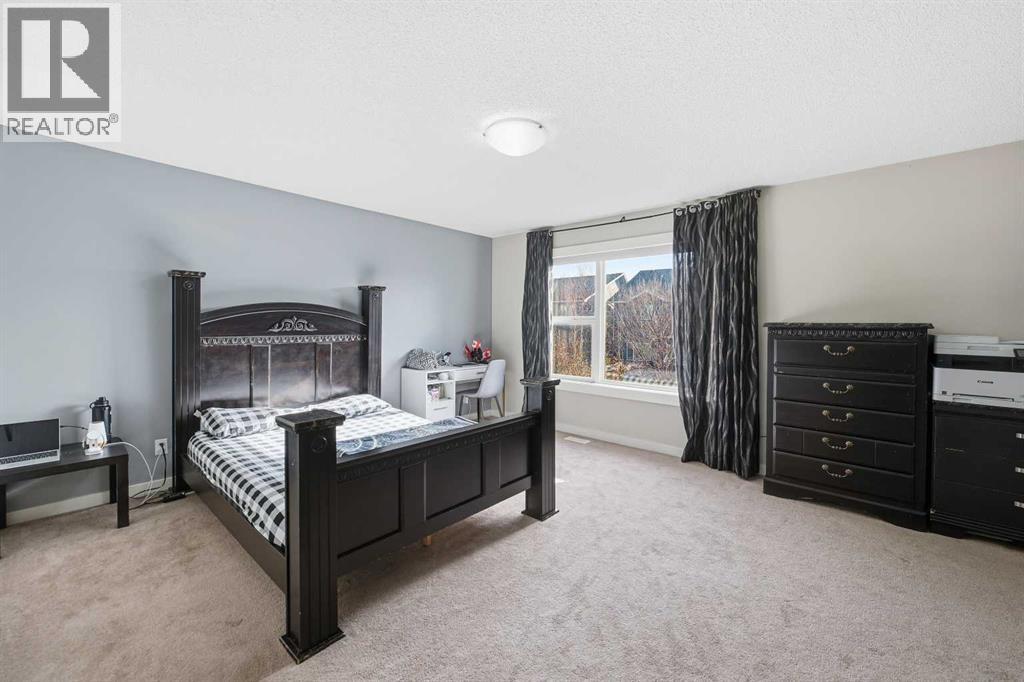 217 Coopers Grove Sw, Airdrie, Alberta  T2B 0G4 - Photo 23 - A2267001