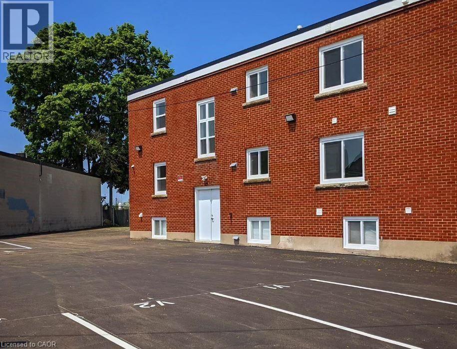 35 Niagara Street, St. Catharines, Ontario  L2R 4K8 - Photo 14 - 40794129