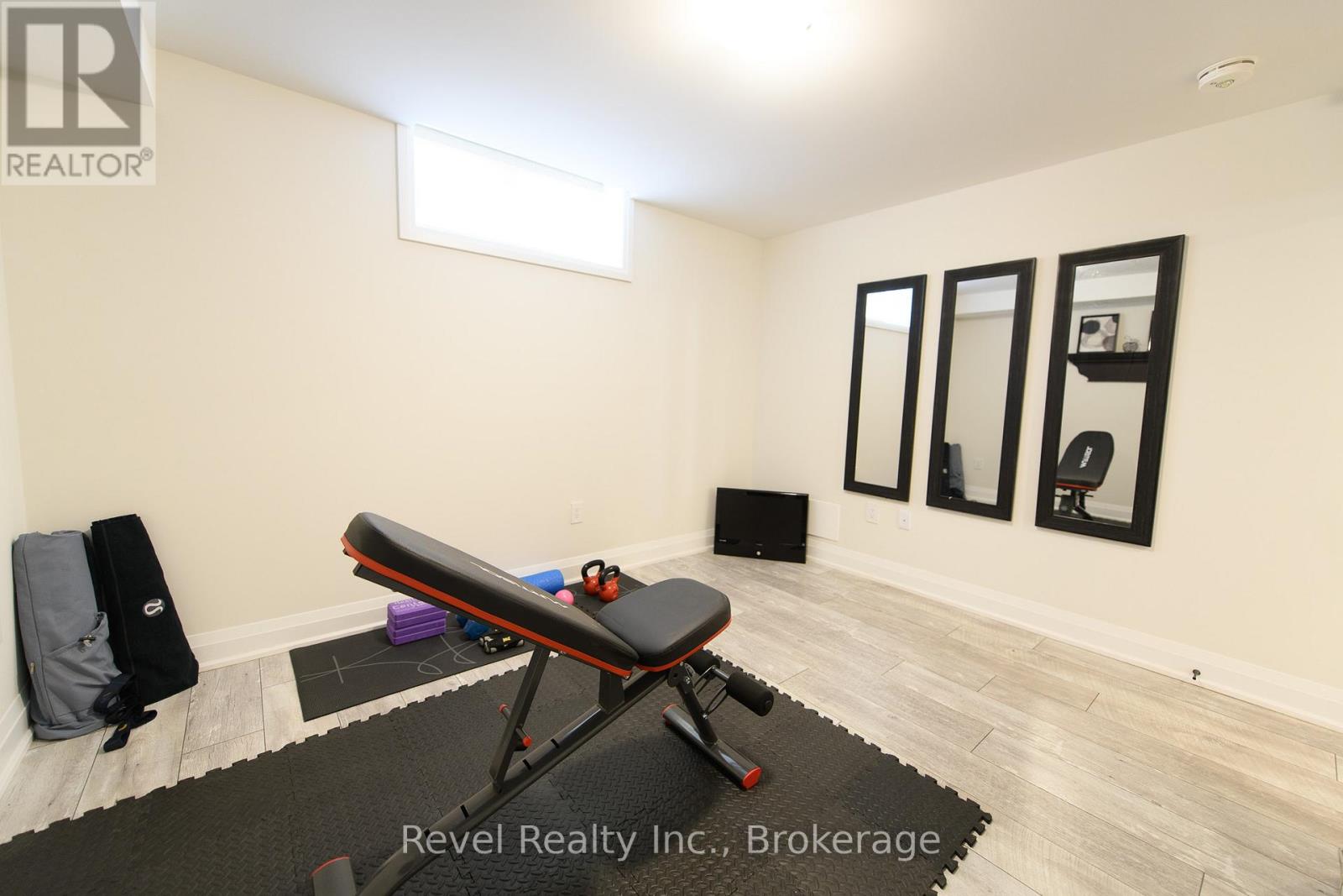 101 Reed Way, Blue Mountains, Ontario  L9Y 0V1 - Photo 32 - X12440856