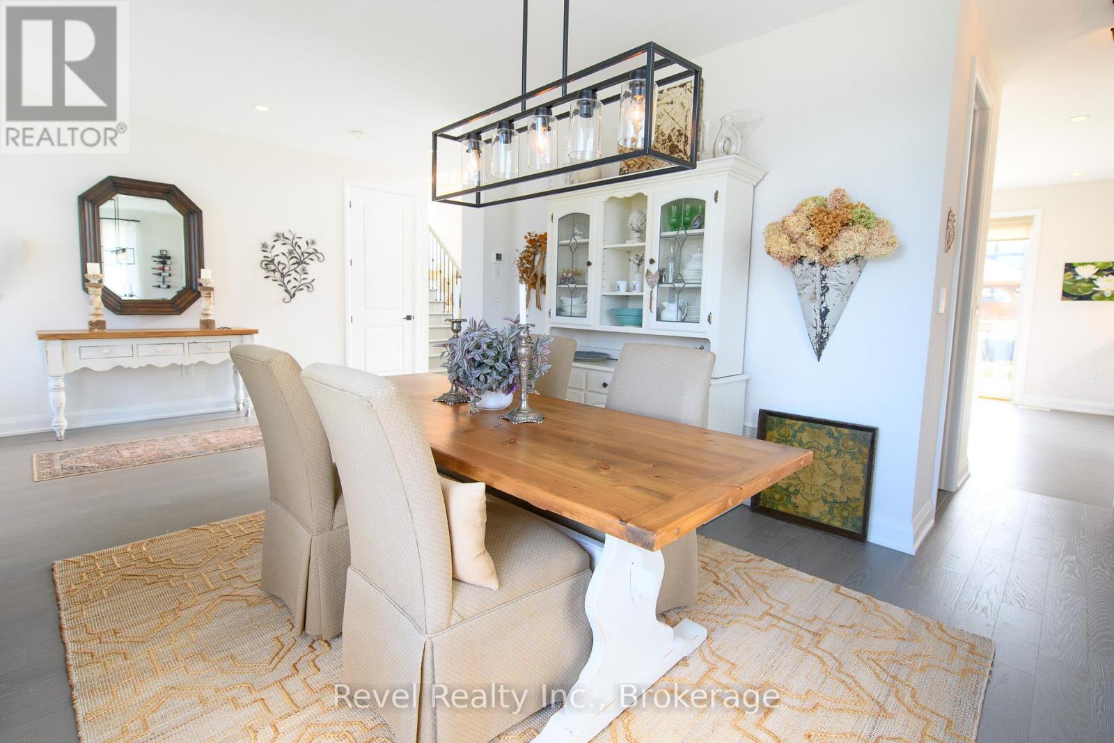 101 Reed Way, Blue Mountains, Ontario  L9Y 0V1 - Photo 5 - X12440856